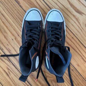 Converse CTAS High tops Size 8.5 womens/6.5 mens
